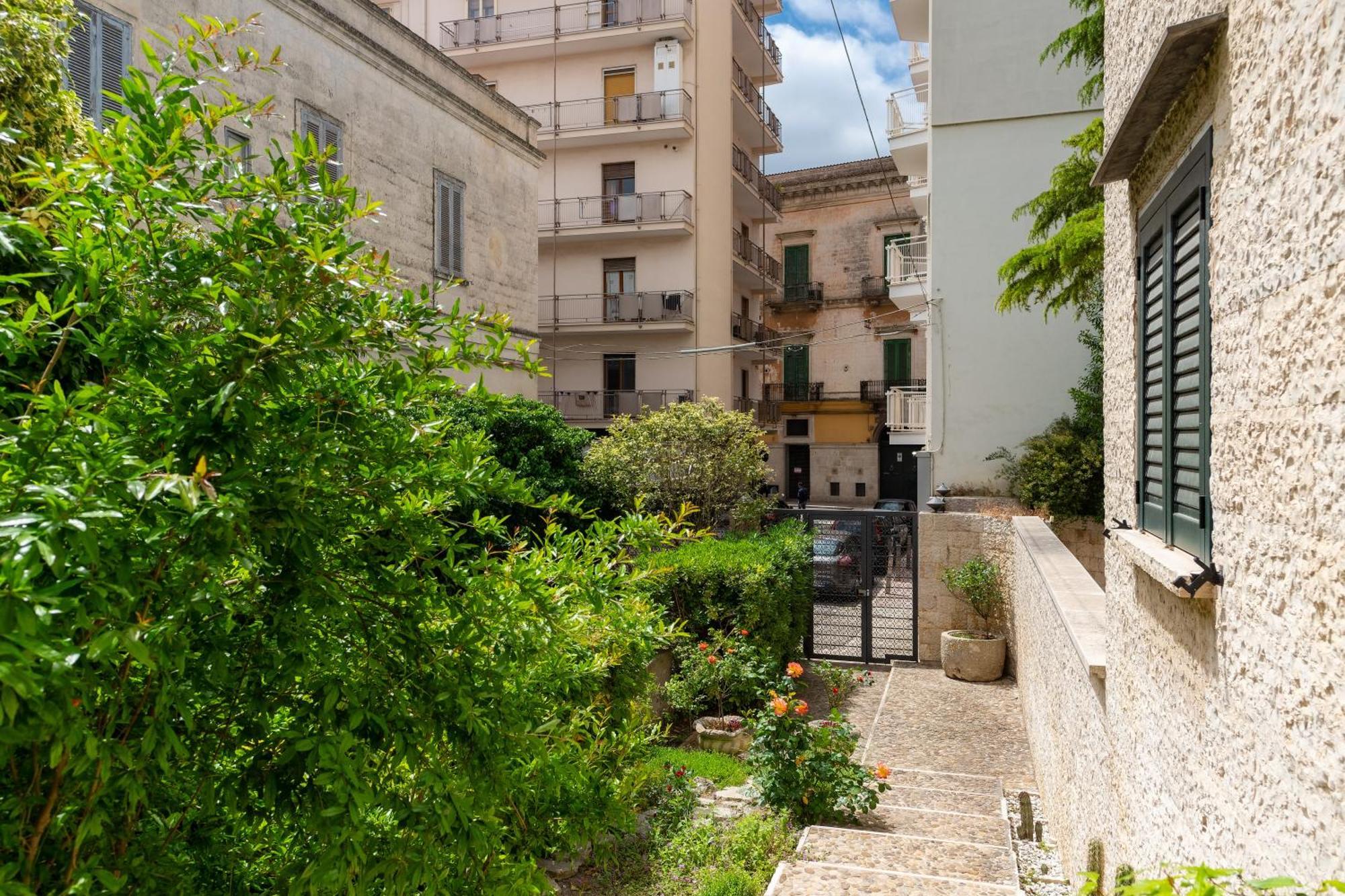 La Villa Del Senatore Gravina in Puglia Bagian luar foto